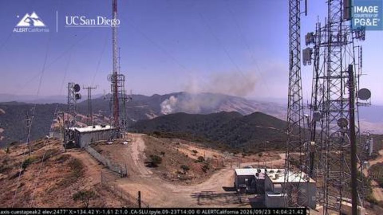 Fire Crews Contain 15 Acre Highway 101 Vegetation Blaze Near Old Stage Coach Roa