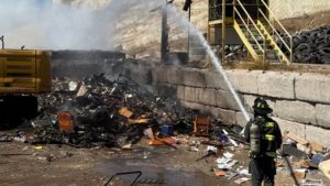 Firefighters Contain Lithium Ion Battery Blaze At Chicago Grade Landfill Near At