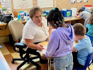 First Grade Classroom In New Haven Shows Collaboration And Independence