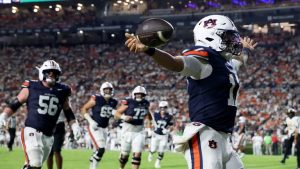 Florida Gators Travel To Auburn For Sec Showdown On Sept 19