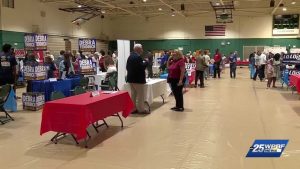 Florida Governor Candidates Tour The State Highlighting Education Health And Eco