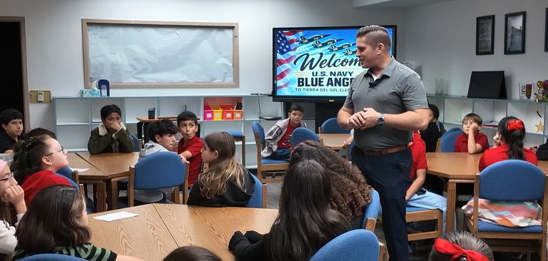 Former Blue Angels Pilot Inspires El Paso Elementary Students Ahead Of Amigo Air