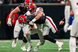 Former Nfl Defensive End Joins Concussion Research Board To Seek Answers For For