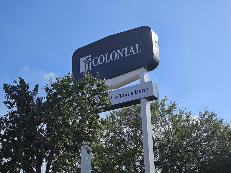 Fort Worth S Colonial Savings To Join Oklahoma Based Gateway First Bank