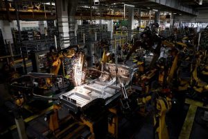 France S August Manufacturing Pmi Shows Modest Growth But Demand Remains Weak