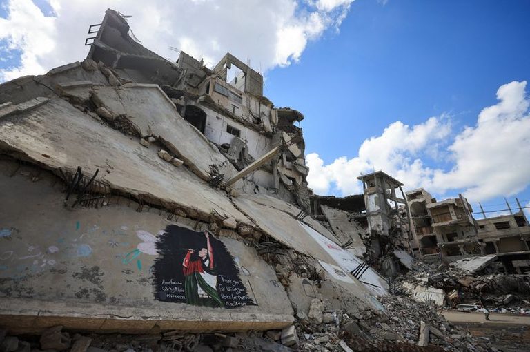 Gaza Artists Paint Macklemore Mural After He Is Dropped From Ed Sheeran Tour