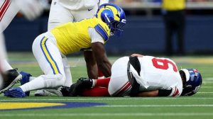 Giants Quarterback Jaxson Dart Sustains Left Knee Injury Mcl Concerns After Rams