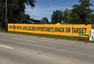 Green Bay Families Gather For Annual Labor Day Packers Fence Painting Tradition