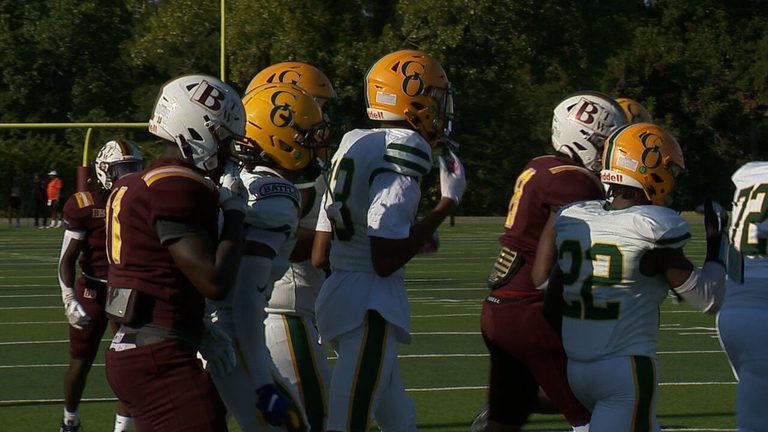 Green Oaks Defeats Booker T Washington 20 18 In 2026 Soul Bowl At Leonard C Barn