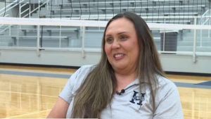 Harlan Hs Volleyball Coach Monica Gonzales Reaches 400 Wins Credits Faith And Fa