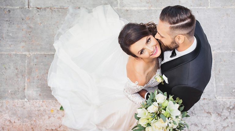Heartland Towns Show Higher Early Marriage Rates Than Coastal Metros Study Finds
