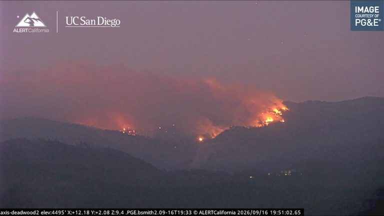 Helicopter Crash While Fighting Yosemite S Dome Fire Kills Two Crew Members
