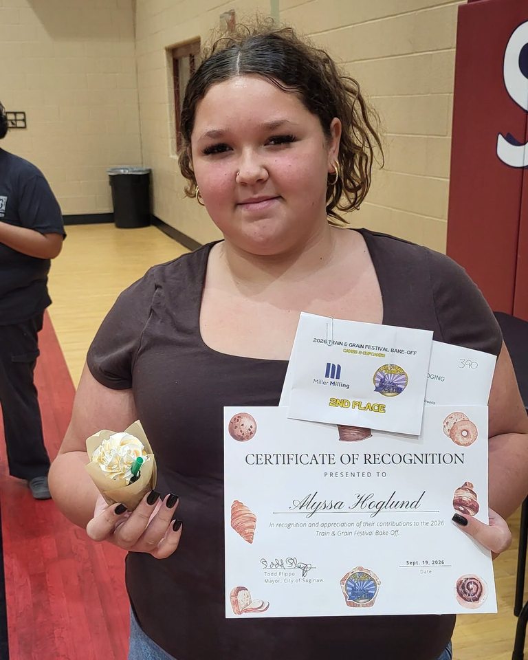 Highland Middle School Student Alyssa Hoglund Earns Second Place In Saginaw Trai