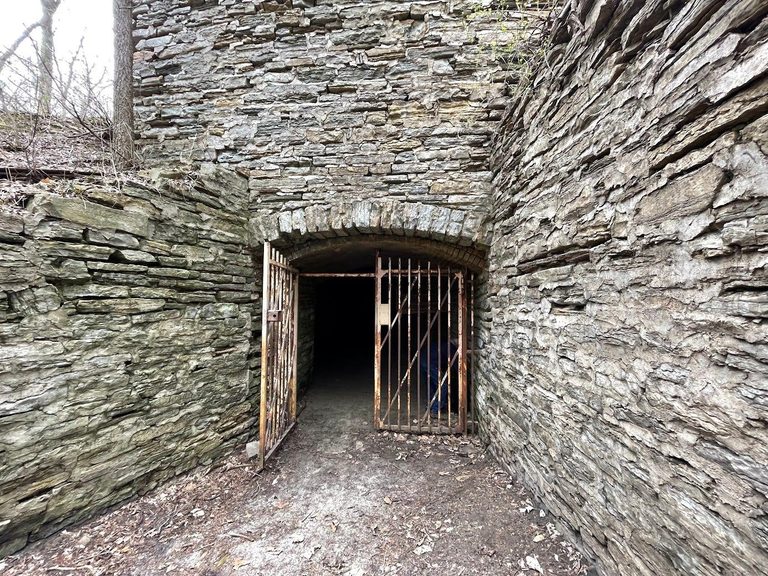 Historic Quarry Hill Cave Offers Seasonal Tours In Rochester