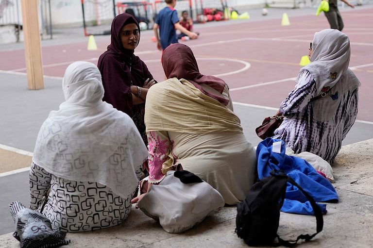 Italy Limits Non Italian Speakers In Classrooms And Bans Full Face Veils