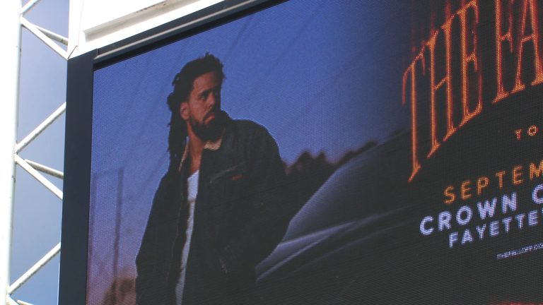J Cole S Sold Out Fayetteville Concert Draws Fans Despite Traffic Delays