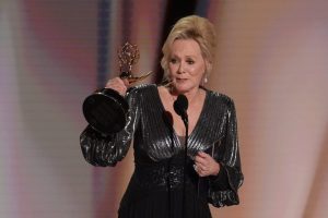 Jean Smart Makes Emmy History With Fifth Consecutive Win For Hacks