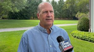 John Sununu Wins New Hampshire Gop Senate Nomination With Trump Backing