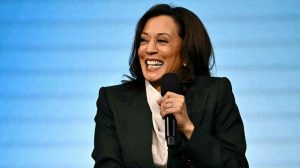 Kamala Harris Draws Criticism For Altered Speaking Style At Detroit Naacp Event