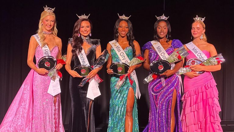 Kamryn Dawson Crowned Miss Merry Christmas 2026 In Natchitoches