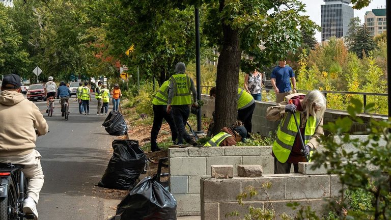 Keep Truckee Meadows Beautiful Volunteers Haul More Than 60 Tons Of Trash In Riv