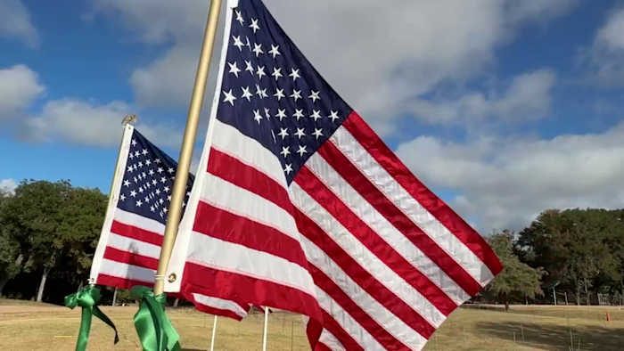 Kerrville Displays 500 Flags To Honor 9 11 Victims And Local Veterans