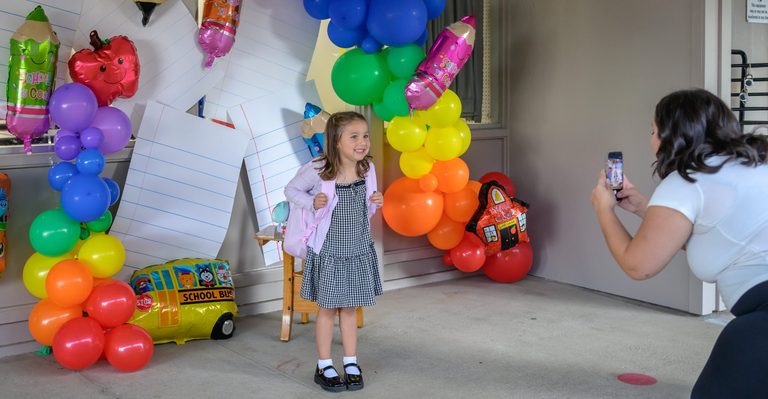 Kindergarteners Begin School Year At Twin Oaks Elementary In Eugene