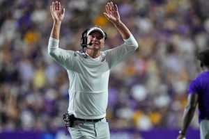 Lane Kiffin S Lsu Debut Sparks 51 10 Rout Of Clemson In Death Valley