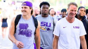 Lane Kiffin S Lsu Debut Sparks Huge Celebration In Baton Rouge