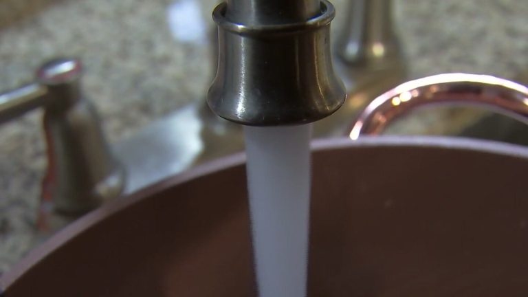 Lantana Residents Told To Boil Water After Main Break And Power Outage