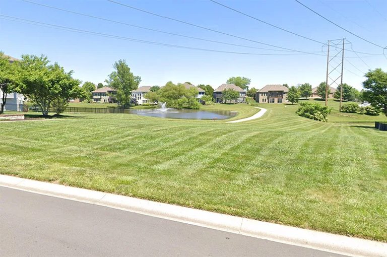 Leawood Police Recover Vehicle Of Missing 2016 Resident From Neighborhood Pond