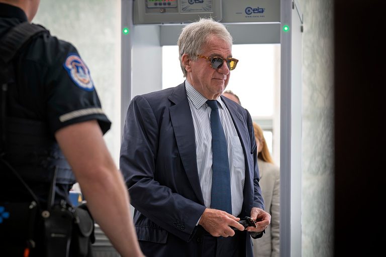 Leon Black Sues House Oversight Committee Over Epstein Subpoenas