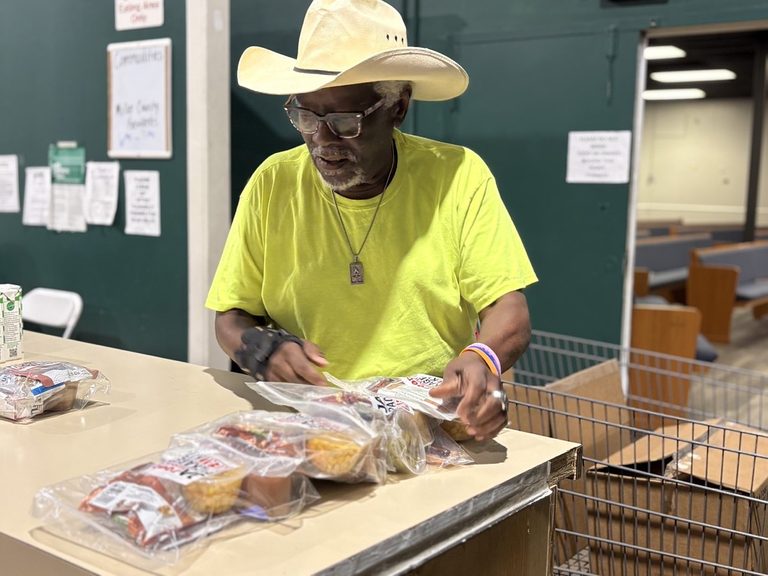 Lifehouse Church S Snack Shack Reopens To Feed Texarkana Youth After School
