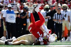 Louisville Cardinals Fall To Wake Forest 30 27 In Home Showdown At L N Stadium