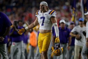 Lsu Linebacker Whit Weeks Out After Leg Fracture In Win Over Texas A M