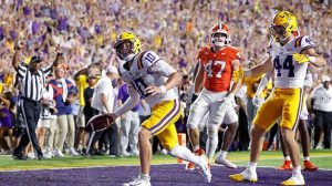 Lsu Quarterback Sam Leavitt Listed As Doubtful Ahead Of Ole Miss Clash