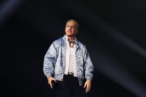 Macklemore Announces Free Palestine Tour Defends Artists Free Speech