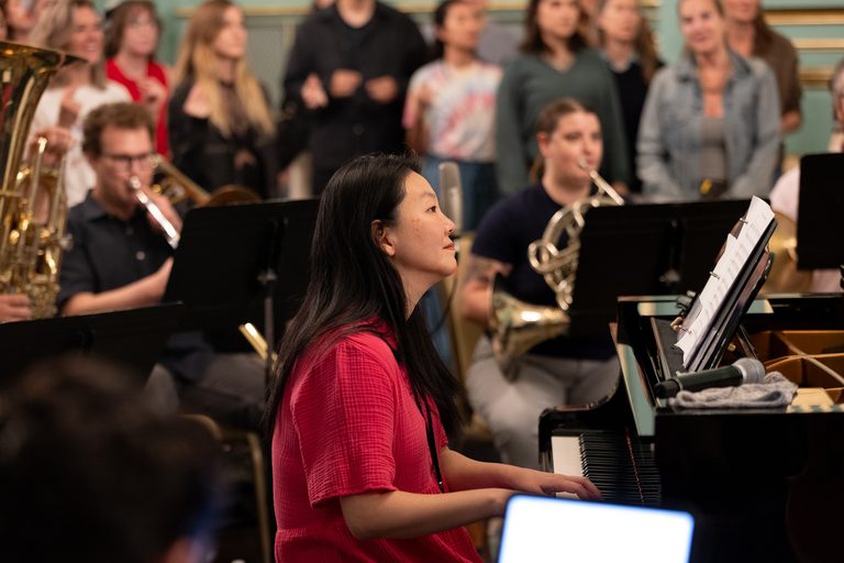 Magik Magik Orchestra Hosts San Francisco S First Orchestra Sleepover In The Mis