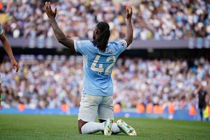 Man City Extends Winning Streak With 5 3 Victory Over Sunderland