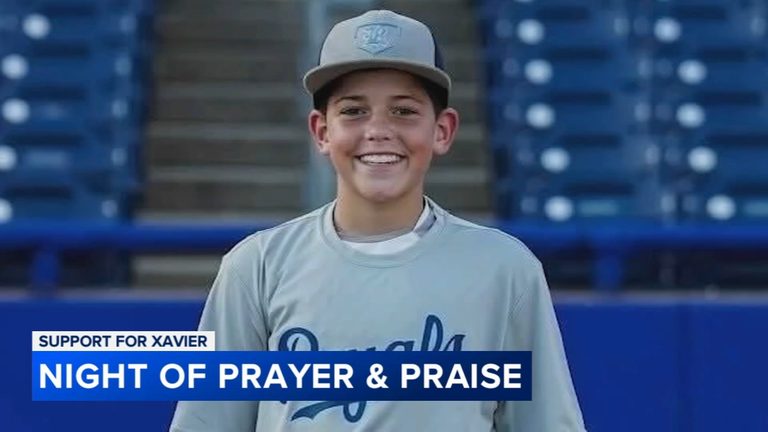 Maple Shade Community Gathers In Prayer For 12 Year Old Xavier Taylor S Recovery