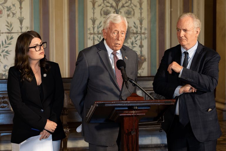Maryland Leaders Push Federal Funding To Modernize Baltimore Port Amid Trump Tar