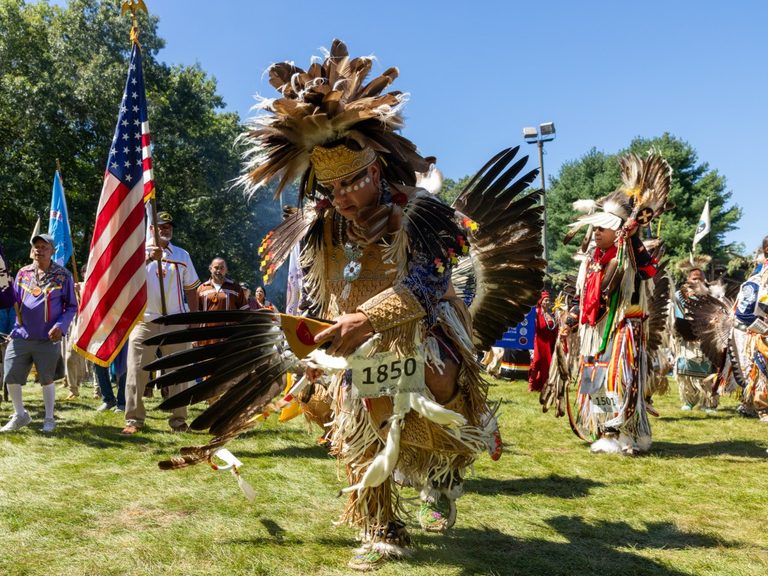 Mashantucket Pequot Schemitzun Feast Celebrates Harvest Traditions