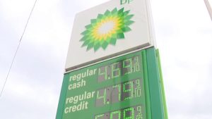 Metro Detroit Drivers Face Record Gas Prices Some Stations Hit 6 Per Gallon
