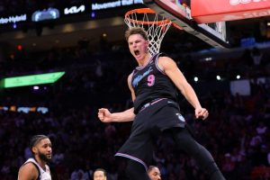 Miami Heat Lock Up Guard Pelle Larsson With Four Year 60 Million Extension