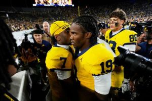 Michigan Survives Dramatic Hail Mary To Beat Western Michigan 13 12