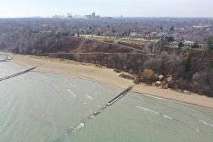 Milwaukee County Judge Dismisses Trespassing Ticket For Public Beach Walk