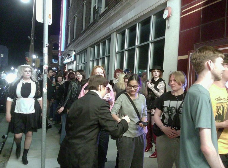 Milwaukee S Rocky Horror Shadowcast Honors Tim Curry With Candle Lit Tribute