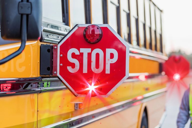 Minnesota Drivers Must Stop For School Buses Except On Divided Roadways