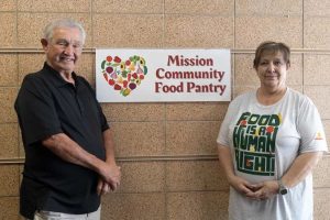Mission Community Food Pantry Feeds Thousands In Johnson County