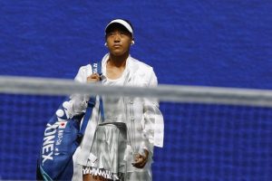 Naomi Osaka Battles Back To Reach Us Open Third Round